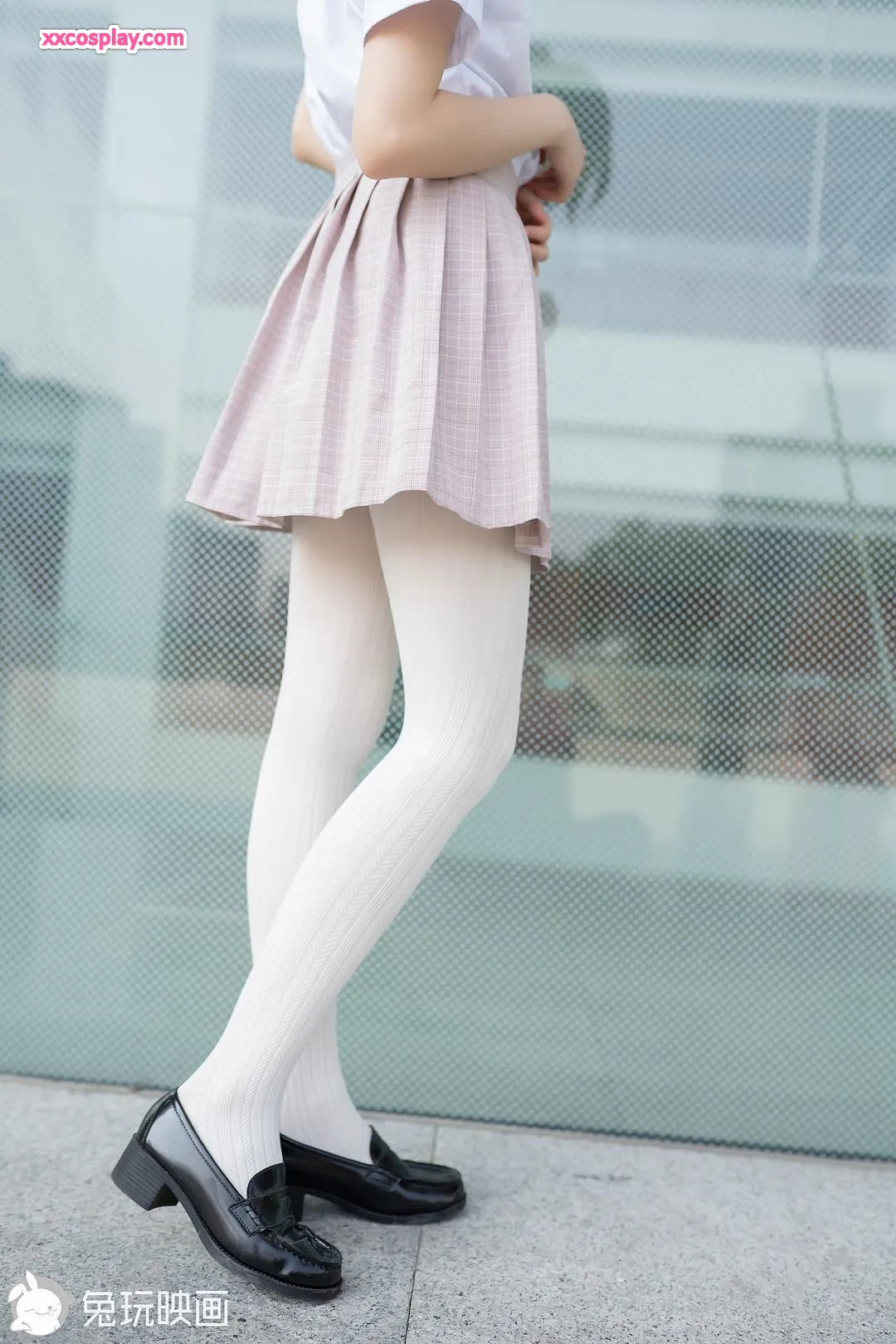 兔玩映画：和白丝JK来一场邂逅